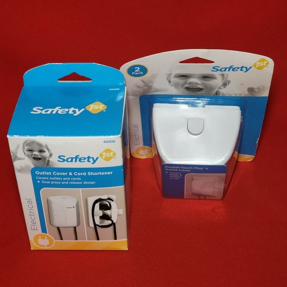Safety 1st Outlet Cover & Cord Shortener & Double Touch Plug n Outlet Cover Set - Picture 2 of 10
